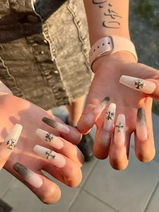 ネイル more fortuneのネイルデザイン