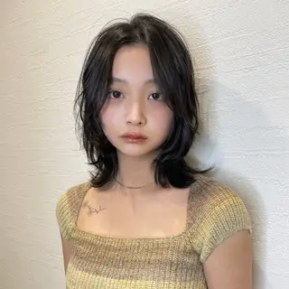 ミディアム 高評価多数◎ コテ巻きパーマ星明夏のヘアスタイル