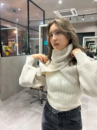 セミロング カラー mood tatemachiのヘアスタイル