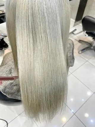 ロング キッズ メンズ ヘアアレンジ マツエク・マツパ パーマ カラー ネイル lore下北沢 Officialのヘアスタイル