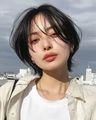 ショート 🐝 朝ラク・扱いや すいボブ／専門🐝のヘアスタイル