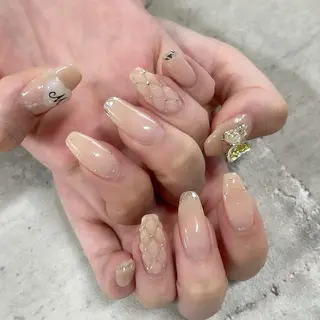 ネイル 東 千夏のネイルデザイン