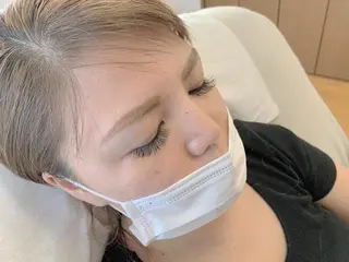 マツエク・マツパ salonLADYSTYLE所属・稲嶺 美華のエステ・リラクイメージ