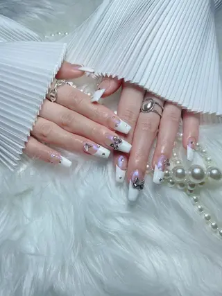ネイル ☁️Yun nail Rin☁️のネイルデザイン