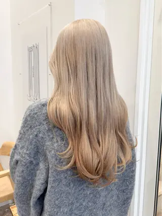 カラー 堤 裕香のヘアスタイル