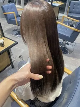 カラー パーマ ヘアアレンジ セミロング ヘアケア特化型サロン newi 梅田のヘアスタイル