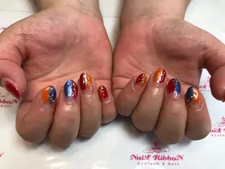 ネイル ネイルリボン 受付スタッフのネイルデザイン