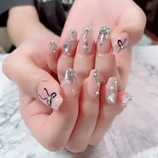 ネイル マジョリカ ブルーのネイルデザイン