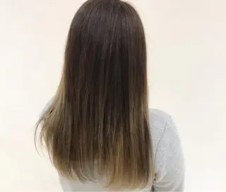 カラー 湯浅  隆のヘアスタイル