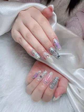 ネイル Queen Nail Salon所属・Queen Nail Salonのネイルデザイン