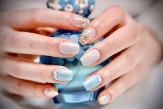 ネイル ママリンド　志村坂上店所属・しみ えんのネイルデザイン