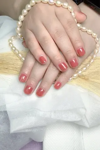 ネイル pink ladyサロン所属・べ にのネイルデザイン