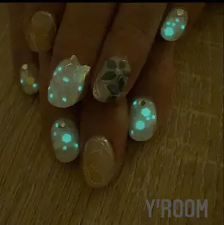 ネイル YUKA （ネイリスト）のネイルデザイン