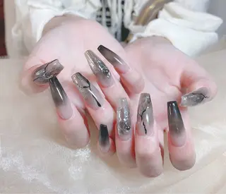 ネイル D-BEAUTY Nailsalonのネイルデザイン