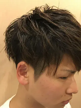 ショート 餘野 翔舞のヘアスタイル