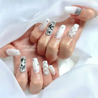 ネイル Sii nail 🤍SAKIのネイルデザイン