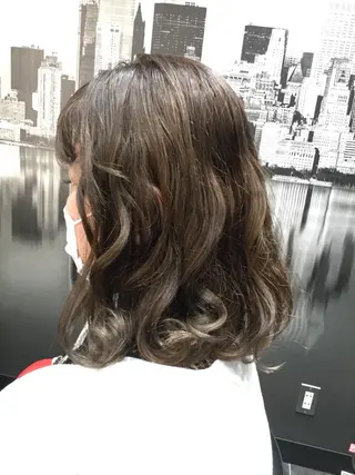 ミディアム Annon プライベートサロンのヘアスタイル