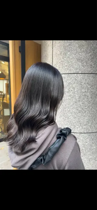 セミロング lamplight所属・長谷川 まほろのヘアスタイル