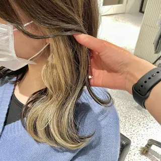 セミロング カラー GO TODAY SHARE SALON 原宿本店所属・ブリーチ/ハイトーン 艶カラー/ユリナのヘアスタイル