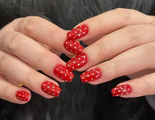 ネイル Pure&Rich Nailのネイルデザイン