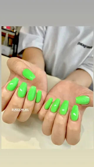 ネイル moca心斎橋所属・˚✧⁺⭐︎༚moca miyuu⁎⁺˳✧༚のネイルデザイン