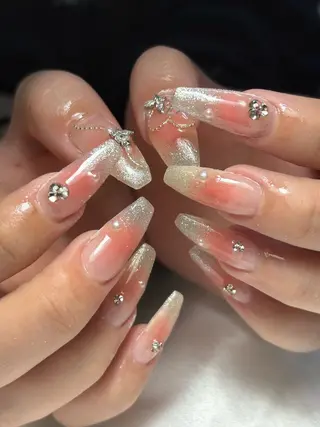 ネイル ✴︎ Delightのネイルデザイン