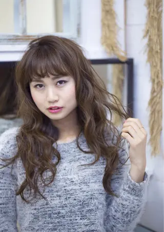 ロング カラー パーマ 美容室bird所属・美容室 LA BEAUのヘアスタイル