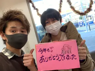 白髪ぼかしハイライト 柳川拓哉のヘアスタイル