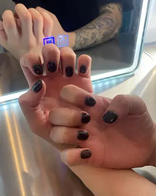 ネイル ♱˖⁺ 𝒎𝒐𝒑𝒊 ⁺のネイルデザイン