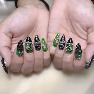 ネイル NAILサロン 木にいるのネイルデザイン