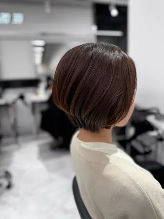 ショート 透け上品ハイトーン 職人ゆうと🤍のヘアスタイル