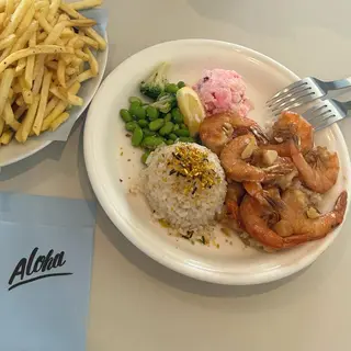 マツエク・マツパ アイブロウ GO TODAY SHAiRE SALON Vellmie店所属・吉祥寺kasumi 🌛eye/browのマツエク・マツパデザイン