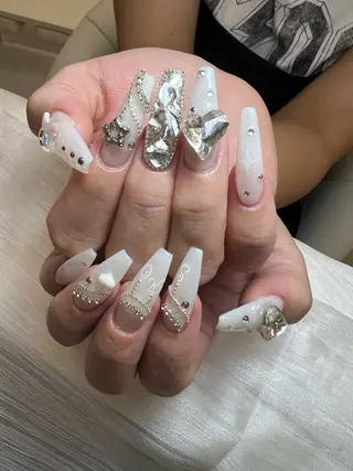 ネイル Lee Nailsのネイルデザイン