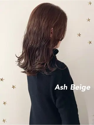 ミディアム カラー salon AKIRA所属・市川 千夏のヘアスタイル