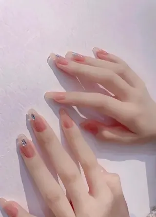 ネイル シーシー ネイルのネイルデザイン