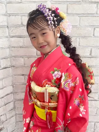 キッズ 白髪ぼかしハイライト 着付けヘアアレンジのその他イメージ