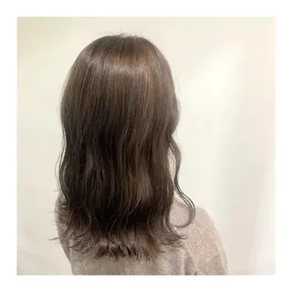カラー あべ ゆうかのヘアスタイル
