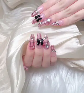 ネイル uuネイルサロン所属・uu ネイルサロン関内🌼のネイルデザイン