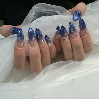 ネイル 東 千夏のネイルデザイン