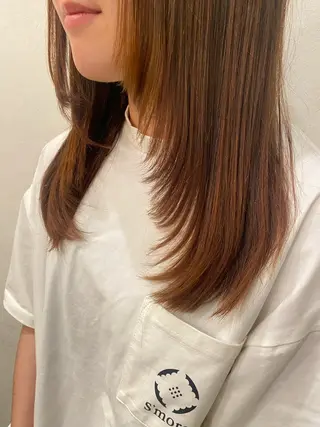 ロング 岡田 真弥のヘアスタイル