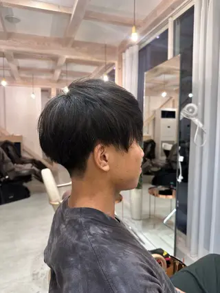 メンズ and c所属・NISHI （ニシ）のヘアスタイル