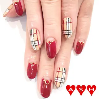 ネイル 🩵NORIKO 上品ネイルが得意🩵のネイルデザイン