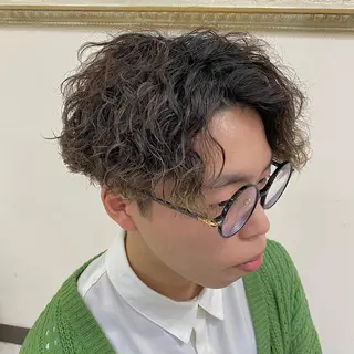 パーマ メンズ 年間2000名担当◎ パーマ職人/仲原佑樹のヘアスタイル