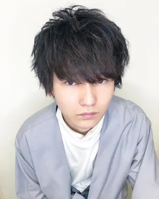 ミディアム カラー メンズ メンズヘア特化 崎田 成人のヘアスタイル