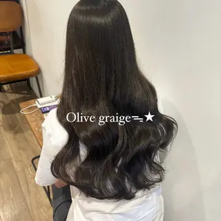 ロング カラー 𝑴𝒊𝒌𝒖💝 透明感モテカラーのヘアスタイル