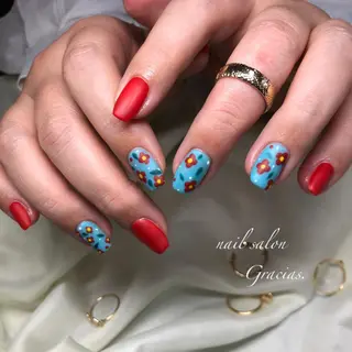 ネイル Gracias. rieのネイルデザイン