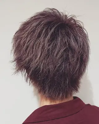 メンズ カラー ブリーチ/ヘアケア/ 艶髪/イギチハルのヘアスタイル