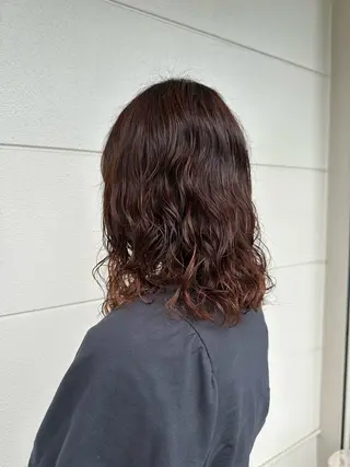 ミディアム パーマ 相原 百華のヘアスタイル