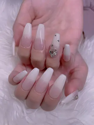 ネイル 美爪パラジェル導入店 Sunnilyのネイルデザイン