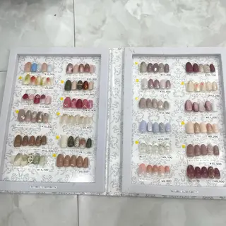 ネイル Salon de LUCULIA所属・LUCULIA 西山のネイルデザイン